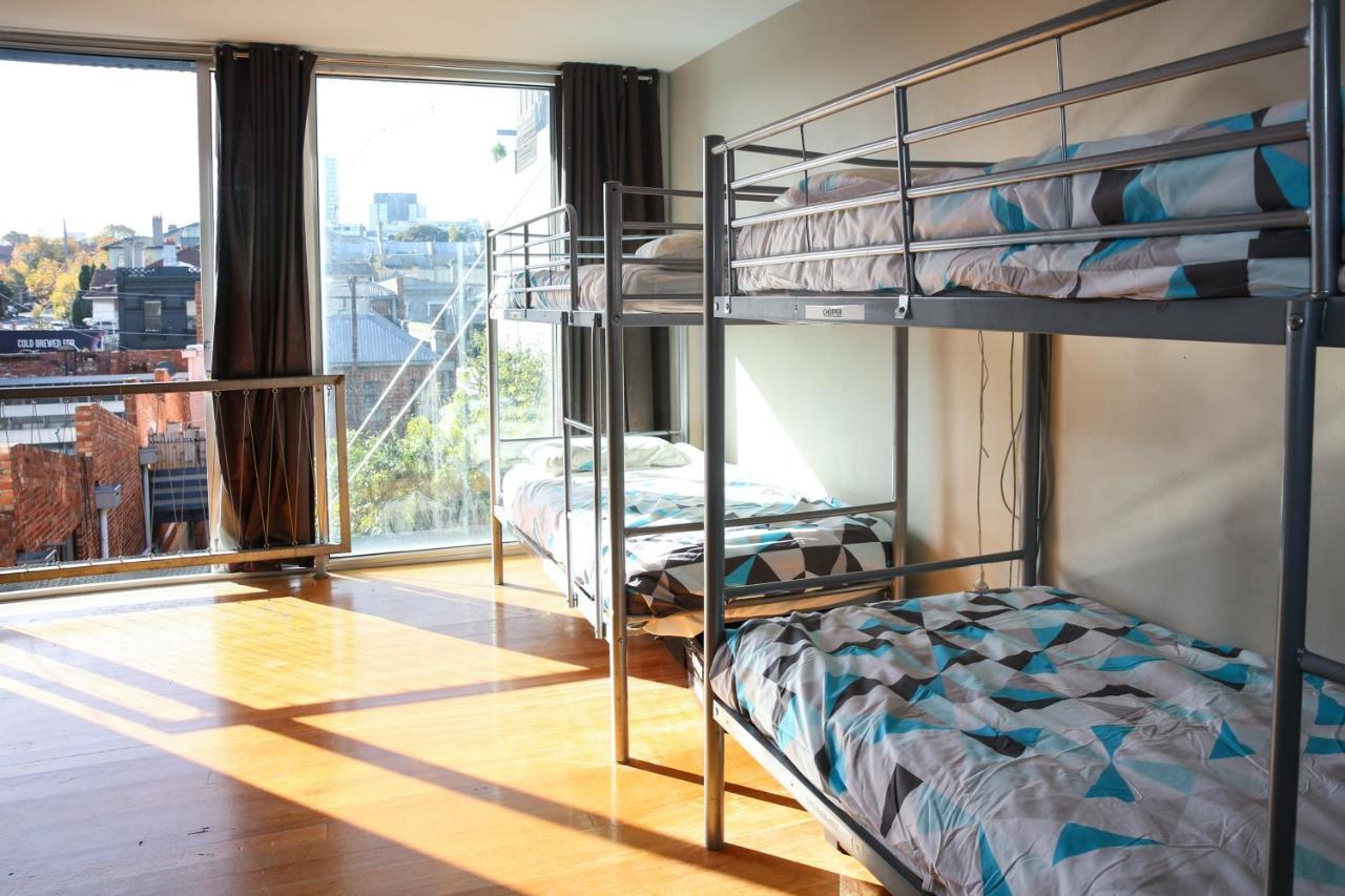 Barkly Backpackers Hostel เมลเบิร์น ภายนอก รูปภาพ
